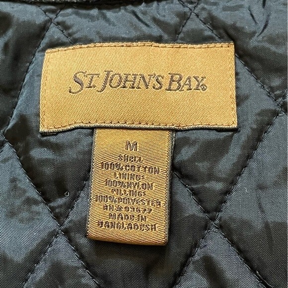 St. John's Bay Gray Red Plaid Flannel Shirt Jacket Shacket, size Medium - Picture 7 of 8